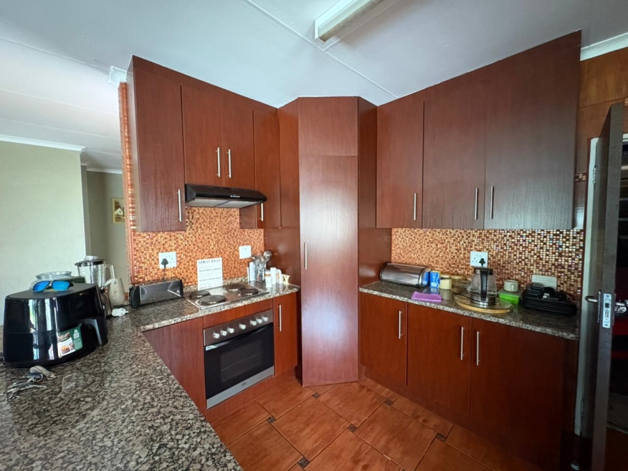 4 Bedroom Property for Sale in Waterkloof North West